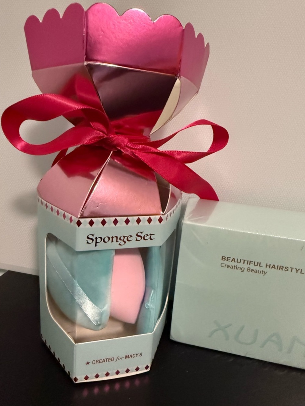 Xuanze Flat Iron and Makeup Sponge Set Gift Pack! NWB - Picture 3 of 6
